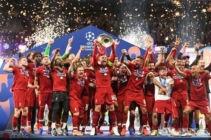 上赛季<a href=/zuqiuzhongguo/liverpool/ target=_blank class=infotextkey>利物浦</a>获得了英超冠军